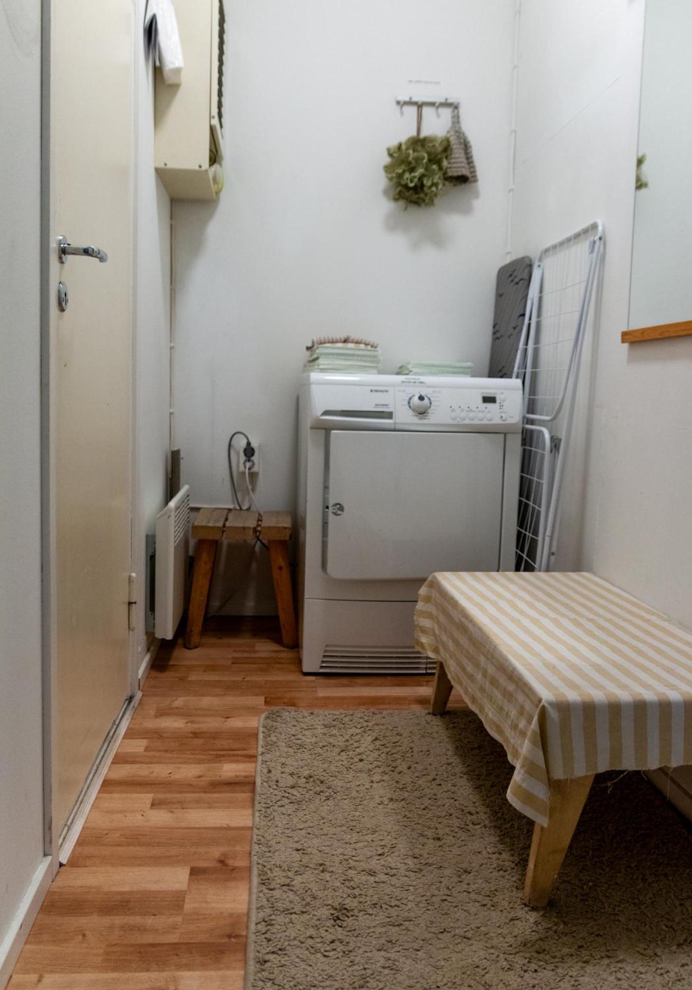 Apartamento Maentyharju Keskus, Yksityishuoneita Keittioellae Tai Koko 88M2 Asunto Exterior foto